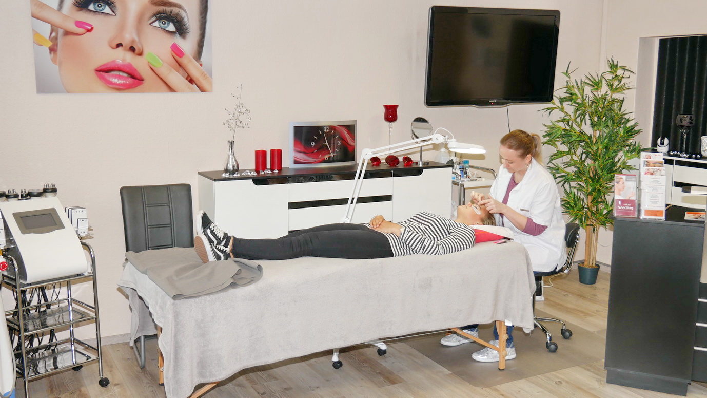 Microblading-Gießen-Top-Beauty-Center